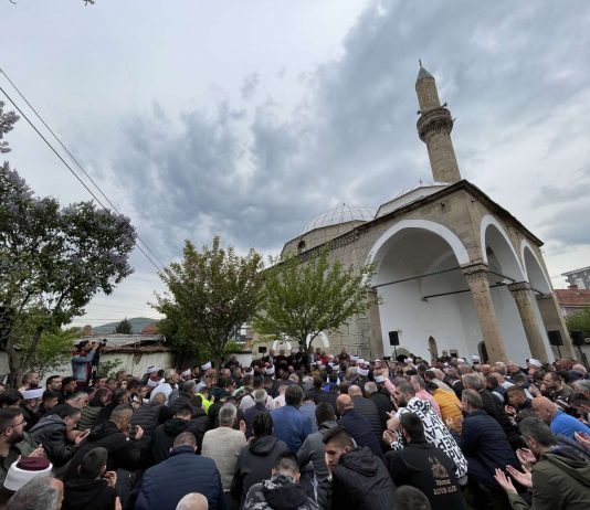 Autopsie durchgeführt – Mufti Zukorlić im Harem der Altun-Alem-Moschee beigesetzt