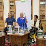 Majke Srebrenice u Novom Pazaru: Promocija knjige “Na strani čovječnosti”