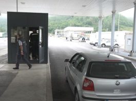 Pogledajte kako je Bjelopoljac sakrio drogu u automobilu koji je pokušao da uveze u Srbiju!