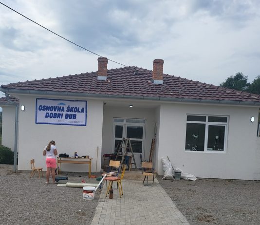 RENOVIRANA SREDSTVIMA MJEŠTANA – Djeca iz Dobrog duba u novu školsku godinu u novoj školi