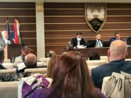 13 odbornika SDA i SDP u Sjenici predalo zahtjev za obaranje vlasti