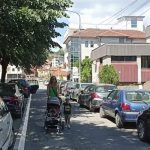 Samo u Novom Pazaru – Ko se parkira na lijevu stranu ne plaća parking a ni kaznu (Video)