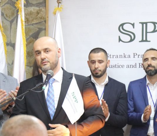 Mi moramo uspjeti, jer nemamo alternativu