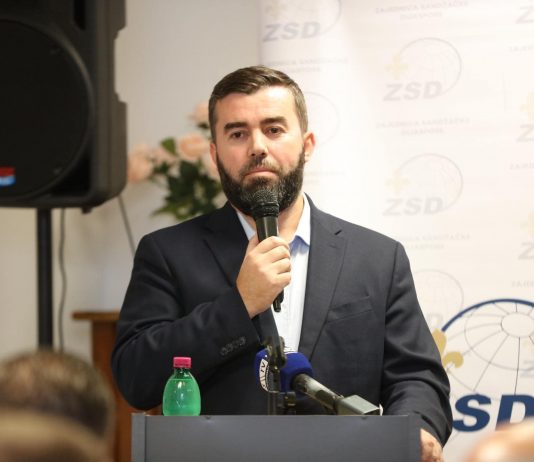 Napadima do kratkoročne popularnosti