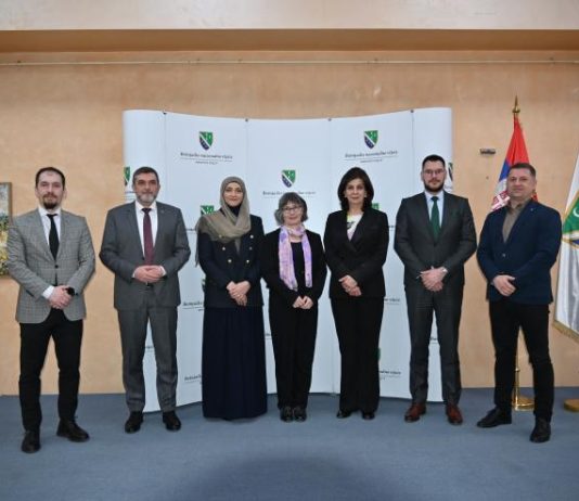 Bošnjačko nacionalno vijeće posjetila ambasadorica Velike Britanije