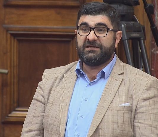 Dr. Fehratović u Skupštini o problemima sa elektro mrežom u Sandžaku