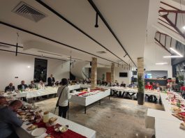 Predsjednik opštine Sjenica Munib Mujagić priredio iftar