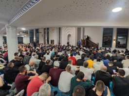 U IC Gazilar klanjan noćni namaz u 27. noći mjeseca Ramazana