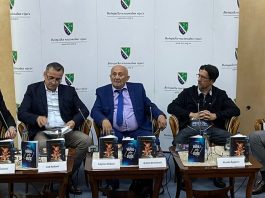 Organizirana promocija knjige “Živi plamen poezije”