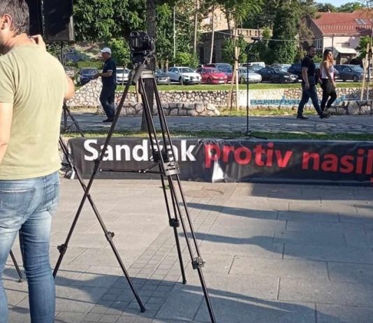 „Oni snimaju sve učesnike, a onda šalju svoje ljude da ih ‘savjetuju i upozoravaju'“: Zašto u subotu nema protesta u Novom Pazaru?