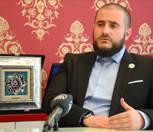 Zukorlić za AA: Srebrenica je crvena linija i pitanje oko kojeg se svi Bošnjaci moraju složiti