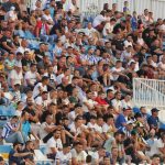 DRAMA U NOVOM PAZARU: Navijač počeo da davi, tragedija spriječena u POSLJEDNJIM SEKUNDAMA!