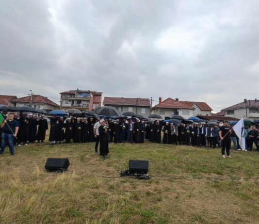 Proučen Jasin i dova šehidima Hadžeta