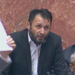 Redžepović se uprkos blokadi obratio u Skupštini – Možete da pištite koliko hoćete, ali u Sandžaku mora da se radi!