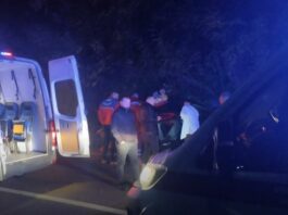 STRAŠNA SAOBRAĆAJNA NESREĆA U NOVOM PAZARU: Auto sletio s puta, teško povrijeđena žena, bore joj se za život