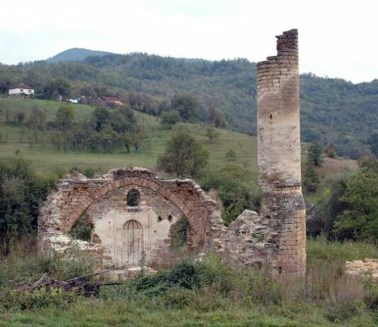 Srbi iz bjelopoljskog sela Radulići ne dozvoljavaju obnovu džamije koju su zapalili četnici