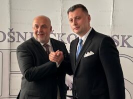 TANDIROV BOSS U FAZI RASPADA: Visoki stranački funkcioneri napuštaju stranku