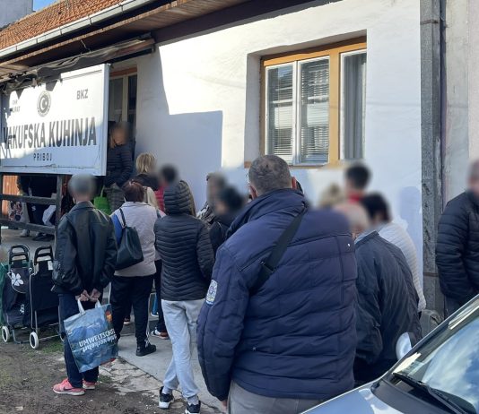 CHR Hajrat dijeli iftare u Vakufskoj kuhinji u Priboju