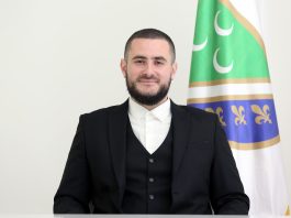 Zukorlić – Neka se naša zastava vihori kao simbol slobode, ponosa i jedinstva