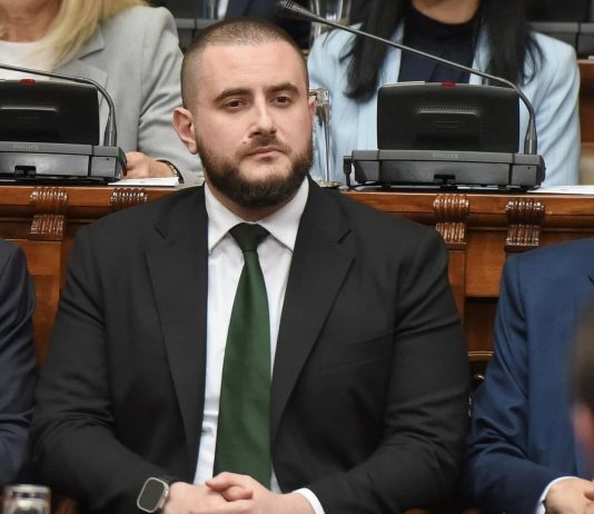 Zukorlić najmlađi ministar i jedini bošnjački lider u Vladi Srbije