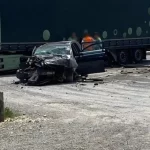 Sudar kamiona iz Novog Pazara i automobila, troje teško povrijeđeno (FOTO)