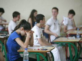 Zbog Bajrama mala matura se pomera za jedan dan