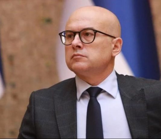 Vučević: Pozivamo Sarajevo da investira u Novi Pazar