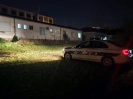 IZBODENA TRI MLADIĆA U NOVOM PAZARU: Dve grupe se sukobile, napadač izvadio nož i nasato je horor: U toku je potraga za osumnjičenim