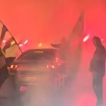 ADEM LJAJIĆ ZAPALIO BAKLJU, PA POVEO NAVIJANJE: Novi Pazar nije spavao, navijači dočekali fudbalere na ulicama grada (VIDEO)