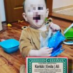 Građani Novog Pazara opraštaju se od malenog Alija – Dženaza sa ikindije namaza