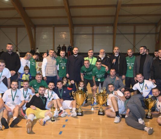 SJEĆANJE NA MUFTIJU: Održan Memorijalni turnir u malom fudbalu u Sjenici