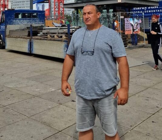 Jašar Balić skandalozno krši zakon odbijajući da vrati mandata odbornika