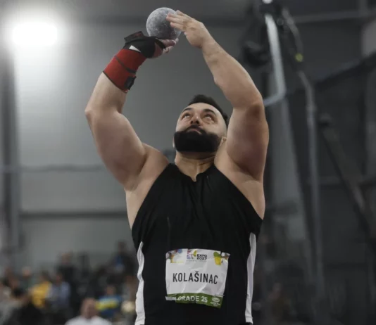 Emotivne scene: Kolašinac,bacao kuglu, pa zaplakao i završio karijeru