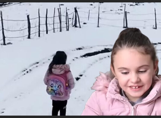 SANDŽAK: Mala Hana jedina učenica, a učitelj Rifat Beganović nosi teret velike brige (VIDEO)