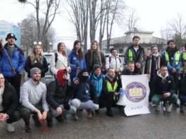 Studenti iz Kraljeva i Novog Pazara krenuli ka Kragujevcu