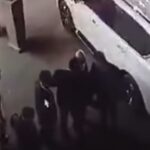 SNIMLJEN TRENUTAK NAPADA – Numanović: Možete nam slobodno iščupati i sako i košulju, mi se vas ne plašimo