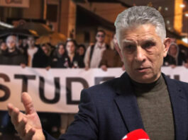 SDA iskorištava studentske proteste za stranačke ciljeve