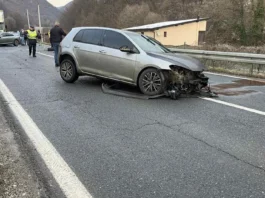 TEŠKA SAOBRAĆAJNA NEZGODA KOD TUTINA – Sedam povrijeđenih, uključujući troje djece