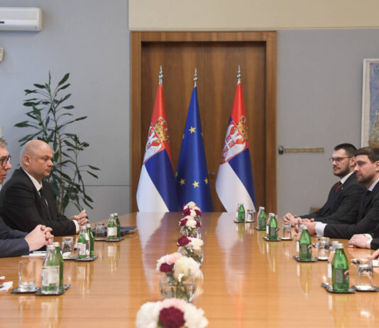 Zukorlićevi zahtjevi za novu Vladu: Proporcionalna zastupljenost, jedinstvo IZ i bolji odnosi Beograda i Sarajeva