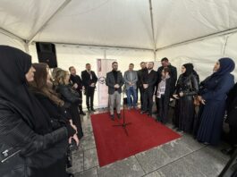 Na trgu Gazi Isa-beg otvoren Festival knjige