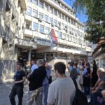 Protest ispred suda u Novom Pazaru – “Ne idemo kući dok ih ne pustite!”