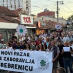 Mirnom šetnja Novopazarci odali poštu žrtvama genocida u Srebrenici