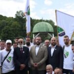 Zukorlić jedini lider iz Sandžaka na dženazi u Srebrenici