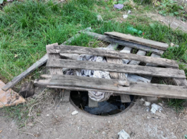 Neprijatni mirisi i otvorene šahte uznemiravaju mještane naselja Jalija