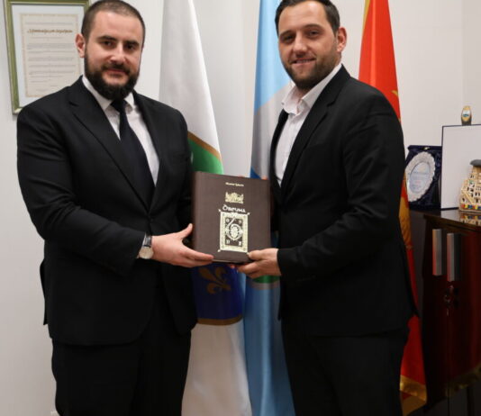 Ministar Zukorlić u Gusinju – Posjetio predsjednika Opštine