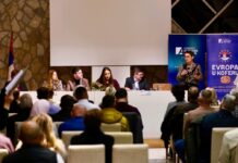 Tribina „Evropa u koferu“ održana u Sjenici
