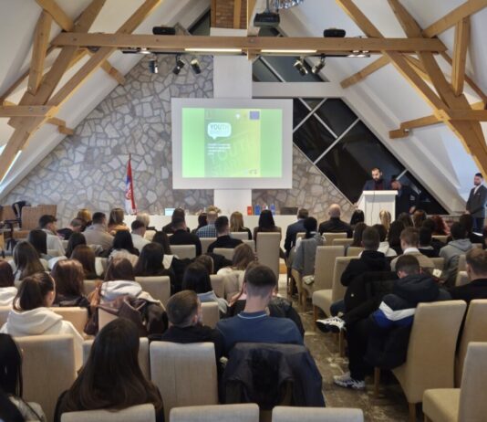 U Sjenici održan panel “Youth Start Up’” za mlade iz Sjenice i Pljevalja
