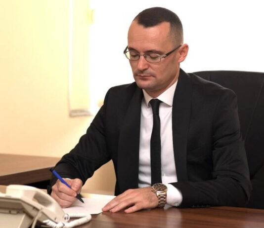 Rezultat institucionalne borbe SPP-a: Usvojen zakon o udžbenicima od posebnog značaja za Bošnjake