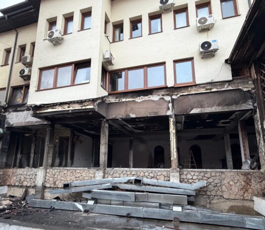 U petak sergija za sanaciju posljedica požara na zgradi Vakufa