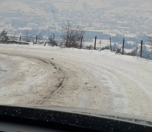 Gradske službe tvrde da je očišćeno, građani kažu: Novi Pazar pod ledom